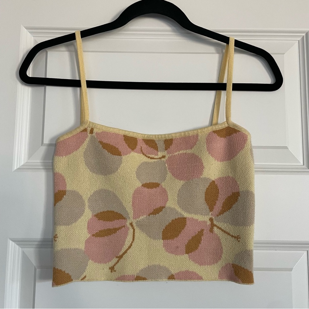 VRG Girl Chic Floral Knit Cropped Cami Tank Top